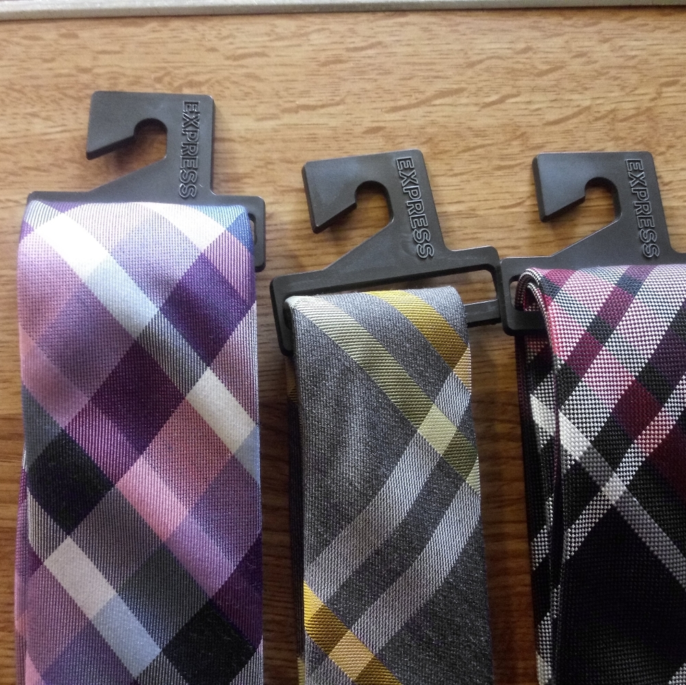 Accessories.. - Picture 2 of 3